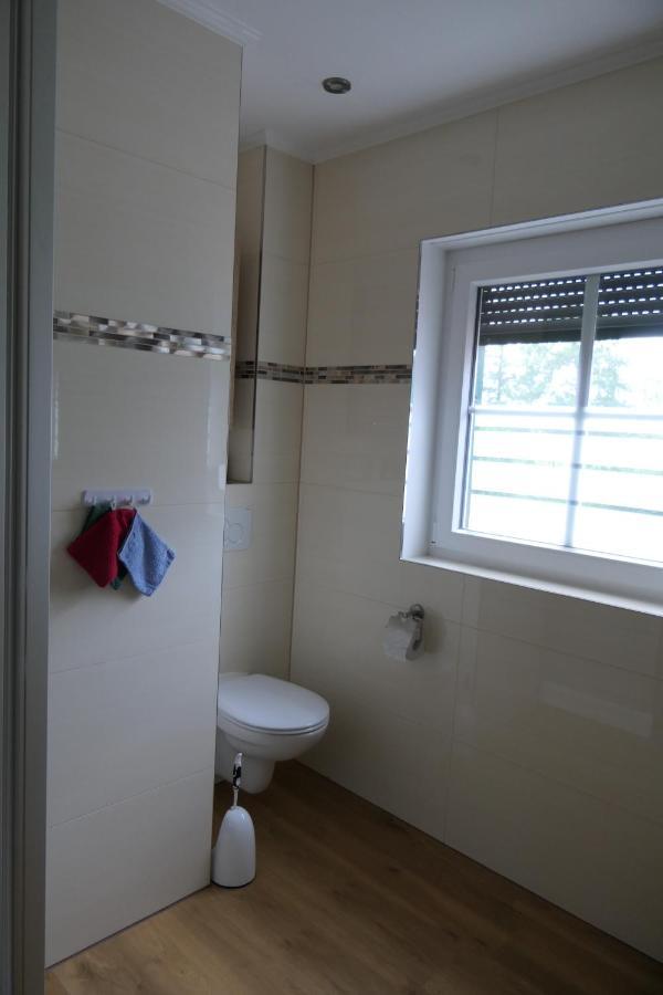 Ferienwohnung Weideglueck Osten المظهر الخارجي الصورة