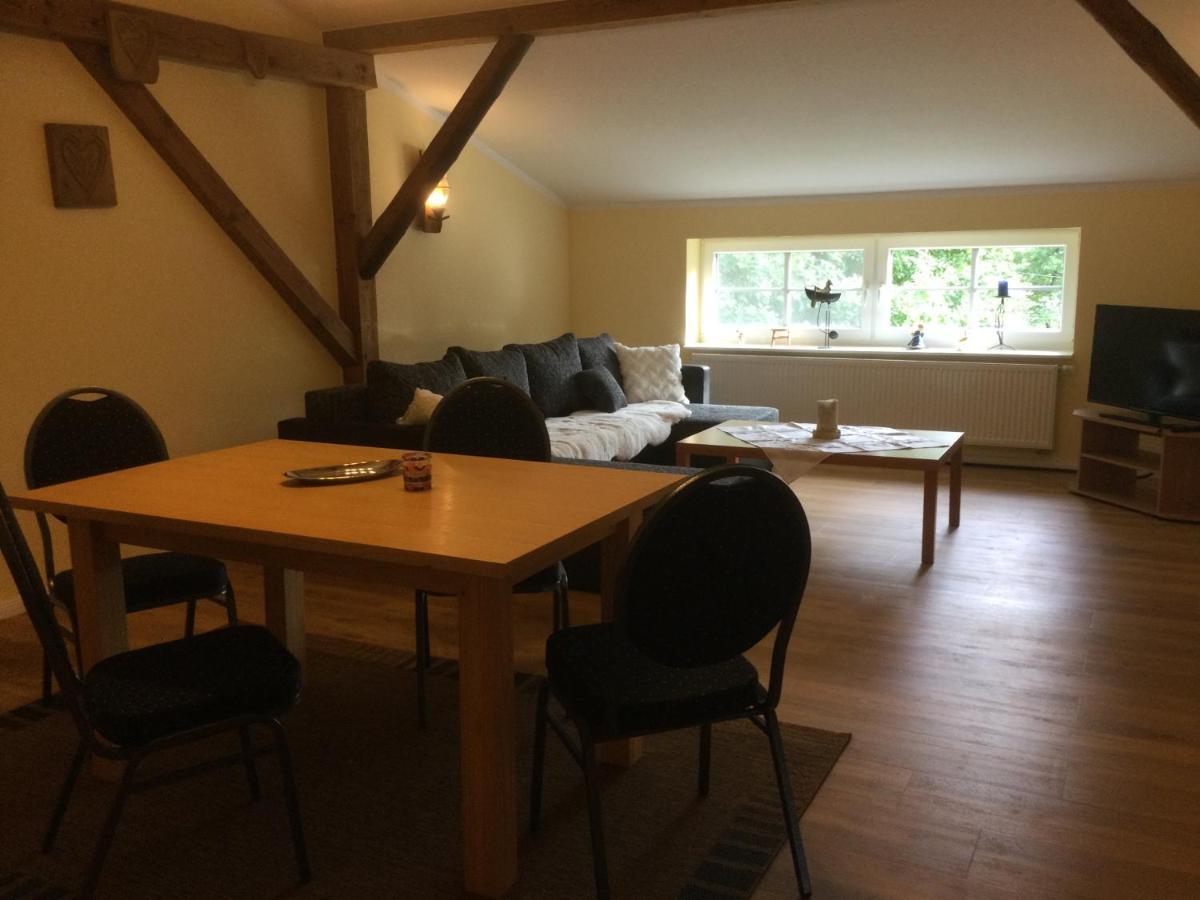 Ferienwohnung Weideglueck Osten المظهر الخارجي الصورة